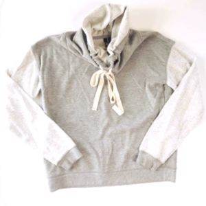 ULTRA FLIRT GRAY FUNNLE NECK SWEATSHIRT - MEDIUM